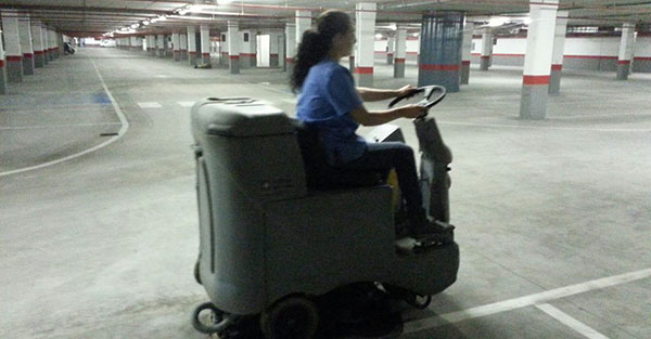 Limpieza de parkings en Mallorca